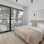 Shellter By Solarento Apartmán