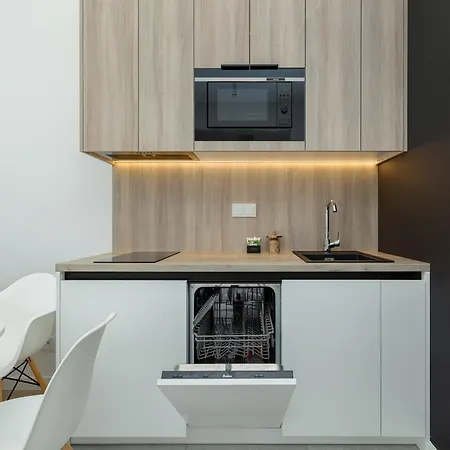 Shellter By Solarento Apartment *