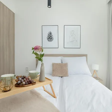 Shellter By Solarento Apartment *