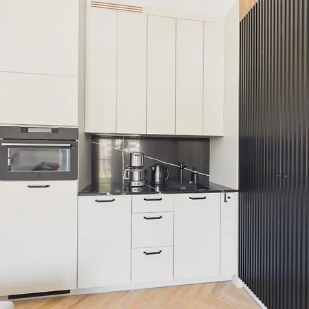 Shellter By Solarento Apartment *