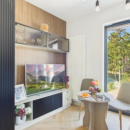 Shellter By Solarento Apartment