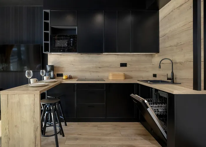 Shellter By Solarento Apartament *